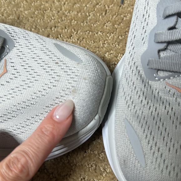 Hoka Bondi 8 Running Shoes. Women’s Size 9.5 B Color Gray. - Picture 7 of 7